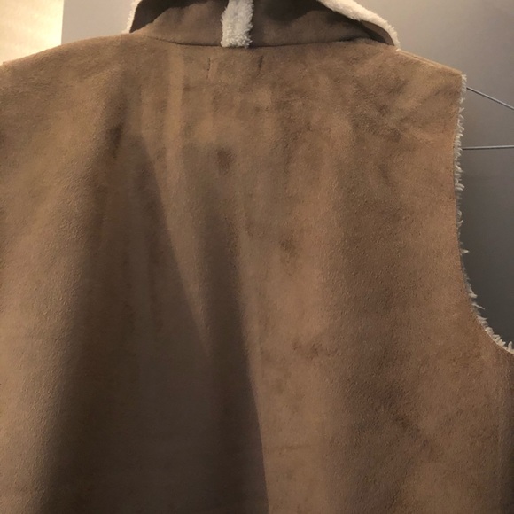 Nordstrom Vest - Picture 4 of 4